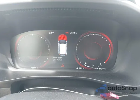 2019 Volvo Xc40 T5 Momentum z USA, uszkodzony, nr VIN YV4162UK7K2075731